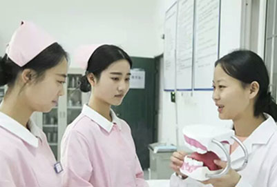 2019年成都卫生职业学校招生专业