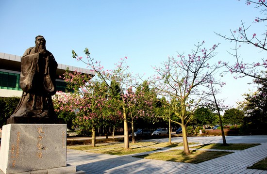 清远职业技术学院简介录取分数线_招生信息