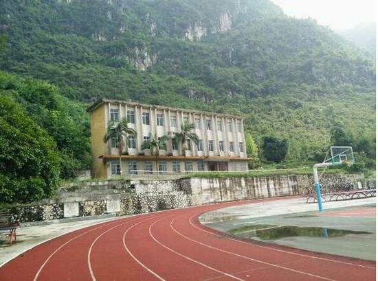 河池市卫生学校简介录取分数线_招生信息