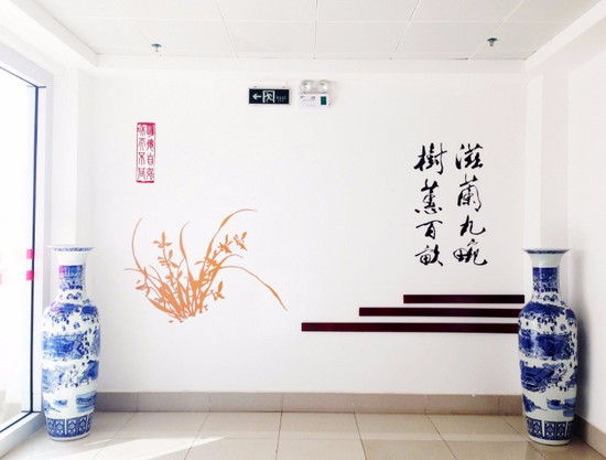广西中医药大学赛恩斯新医药学院寝室宿舍条件与学校食堂环境图片_招生信息