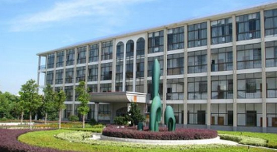 湖南环境生物职业技术学院寝室宿舍条件与学校食堂环境图片_招生信息