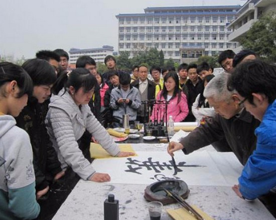 湖北民族学院医学院全国排名是多少，好不好？_招生信息