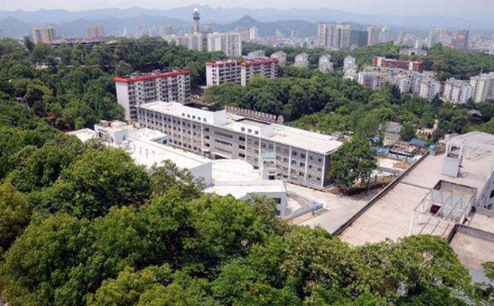 湖北三峡职业技术学院医学院寝室宿舍条件与学校食堂环境图片_招生信息