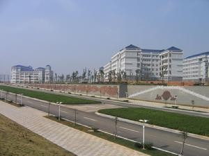 岳阳职业技术学院简介录取分数线_招生信息