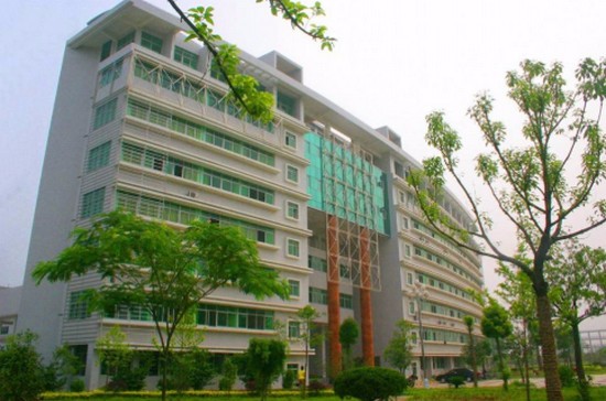 黄冈职业技术学院医药卫生学院寝室宿舍条件与学校食堂环境图片_招生信息