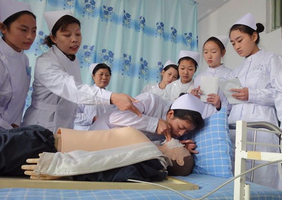 安阳职业技术学院医药卫生学院简介老师QQ及电话_招生信息