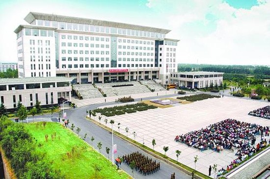 河南医学高等专科学校简介录取分数线_招生信息