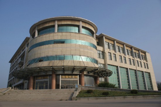 泰山医学院寝室宿舍条件与学校食堂环境图片_招生信息