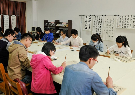 齐鲁医药学院报名时间及报名方式_招生信息