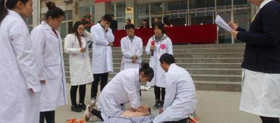 山东医学高等专科学校简介办电话及联系方式_招生信息