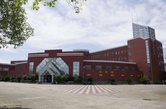 宜春学院医学院寝室宿舍条件与学校食堂环境图片_招生信息