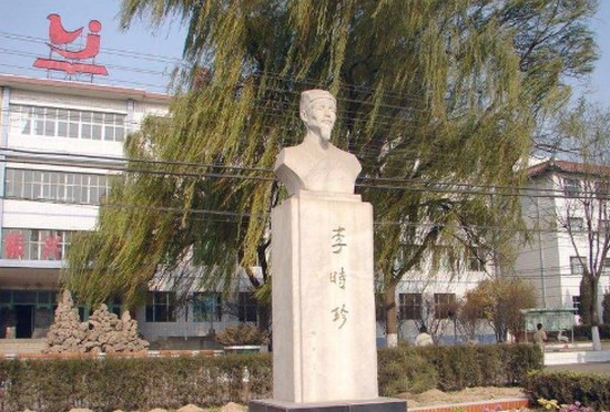山西药科职业学院寝室宿舍条件与学校食堂环境图片_招生信息