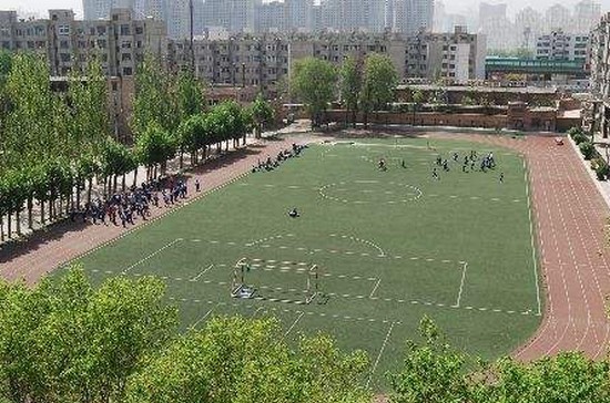 朝阳市卫生学校寝室宿舍条件与学校食堂环境图片_招生信息