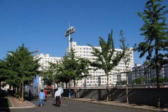 辽宁中医药大学寝室宿舍条件与学校食堂环境图片_招生信息