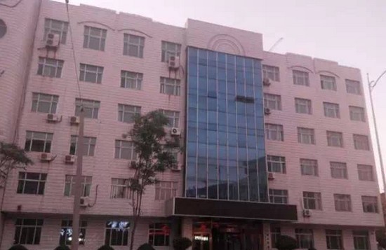 辽宁阜新市卫生学校寝室宿舍条件与学校食堂环境图片_招生信息