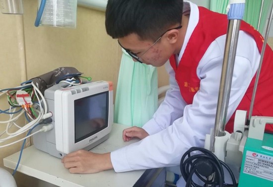 吉林大学白求恩医学部简介老师QQ及电话_招生信息