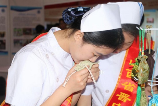 天津医学高等专科学校简介老师QQ及电话_招生信息