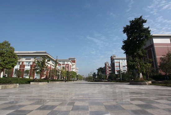 重庆医科大学简介录取分数线_招生信息