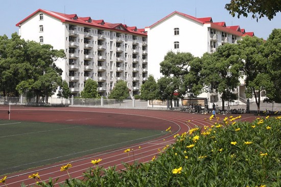 第三军医大学寝室宿舍条件与学校食堂环境图片_招生信息