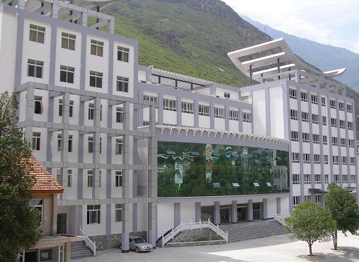 四川省甘孜卫生学校有哪些专业及什么专业好_招生信息