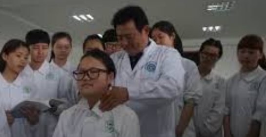 成都中医药大学附属针灸学校学费是多少钱及收费标准_招生信息