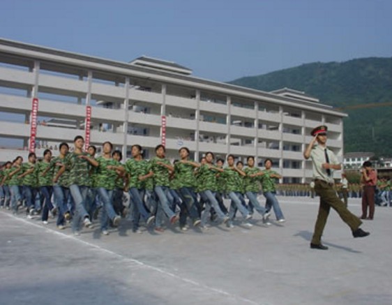 雅安职业技术学院学费是多少钱及收费标准_招生信息
