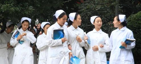 四川省人民医院护士学校简介老师QQ及电话_招生信息