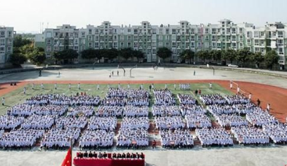 成都华西卫校天府校区简介老师QQ及电话_招生信息