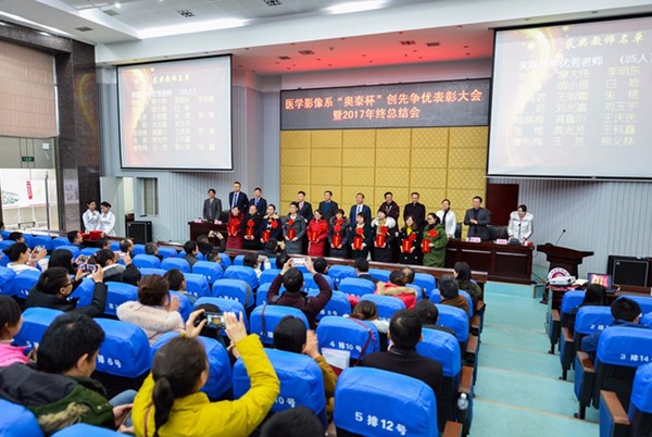 西南医科大学（泸州医学院）学费是多少钱及收费标准_招生信息